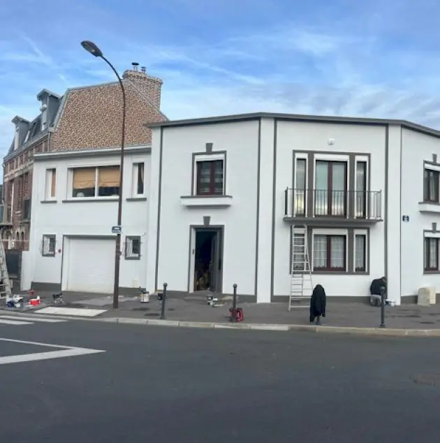 Travaux de toiture, charpente, façade et isolation à La Fère – Ent. B CAUCHY